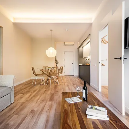 Happy Apartments-2